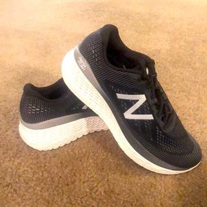 New Balance More V1